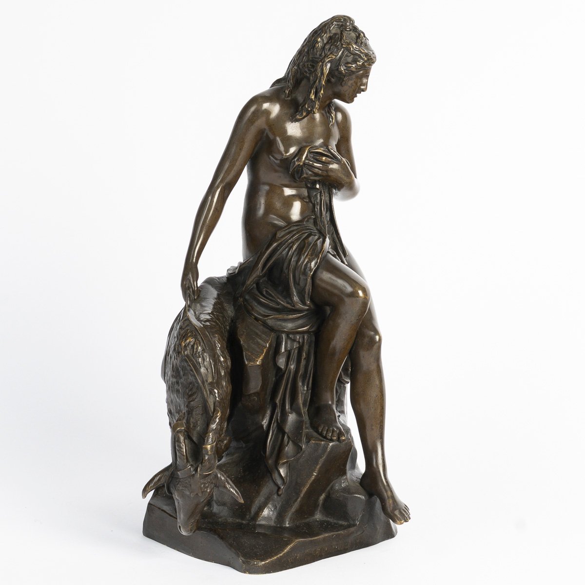 Pierre Julien (1731‑1804) – "Amalthée et la chèvre de Jupiter" pour Marie-Antoinette-photo-4