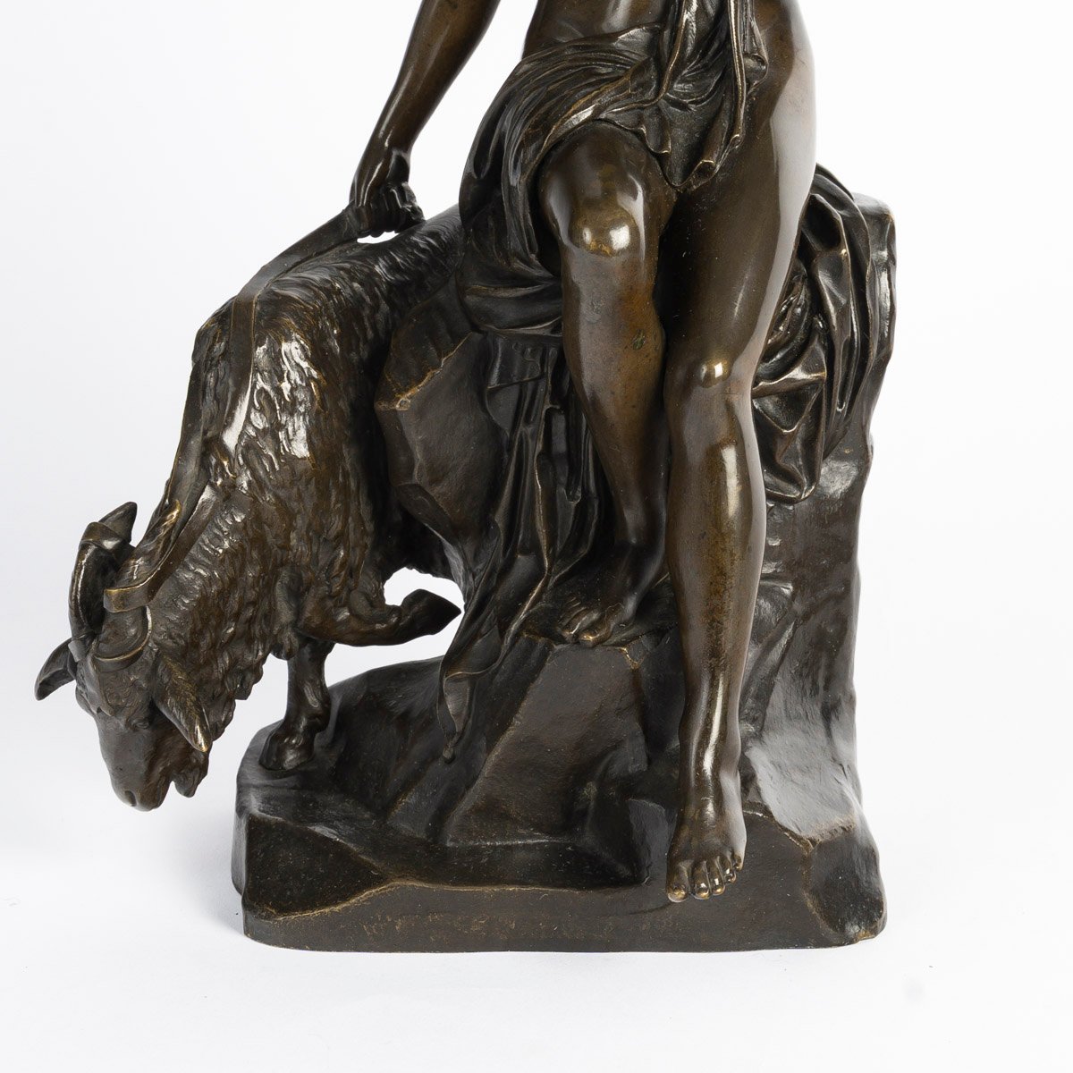 Pierre Julien (1731‑1804) – "Amalthée et la chèvre de Jupiter" pour Marie-Antoinette-photo-5