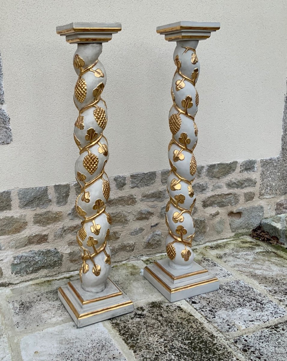 Pair Of 18th Century Torso Columns In Gray Lacquered And Regilded Wood