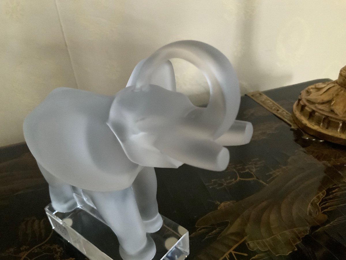 Lalique. .éléphant  Trompe  Levée -photo-3