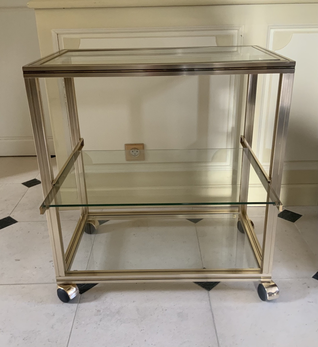 Table desserte roulante ,années 70.  Signée PIERRE VANDEL - PARIS