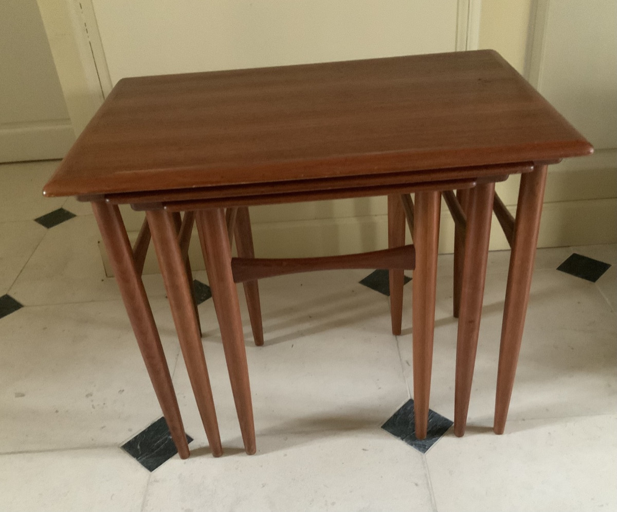 Tables basses  gigognes    en  teck  massif  (Scandinavie  années  60 )-photo-2