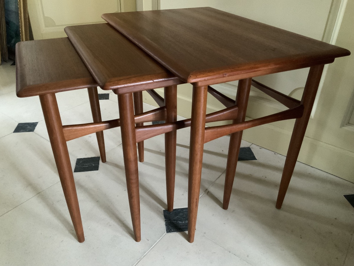 Tables basses  gigognes    en  teck  massif  (Scandinavie  années  60 )-photo-3
