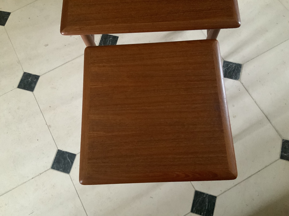 Tables basses  gigognes    en  teck  massif  (Scandinavie  années  60 )-photo-3