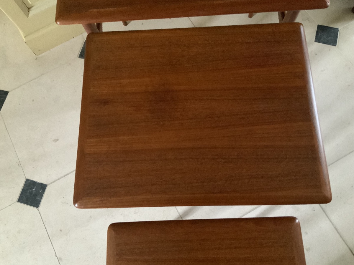Tables basses  gigognes    en  teck  massif  (Scandinavie  années  60 )-photo-4