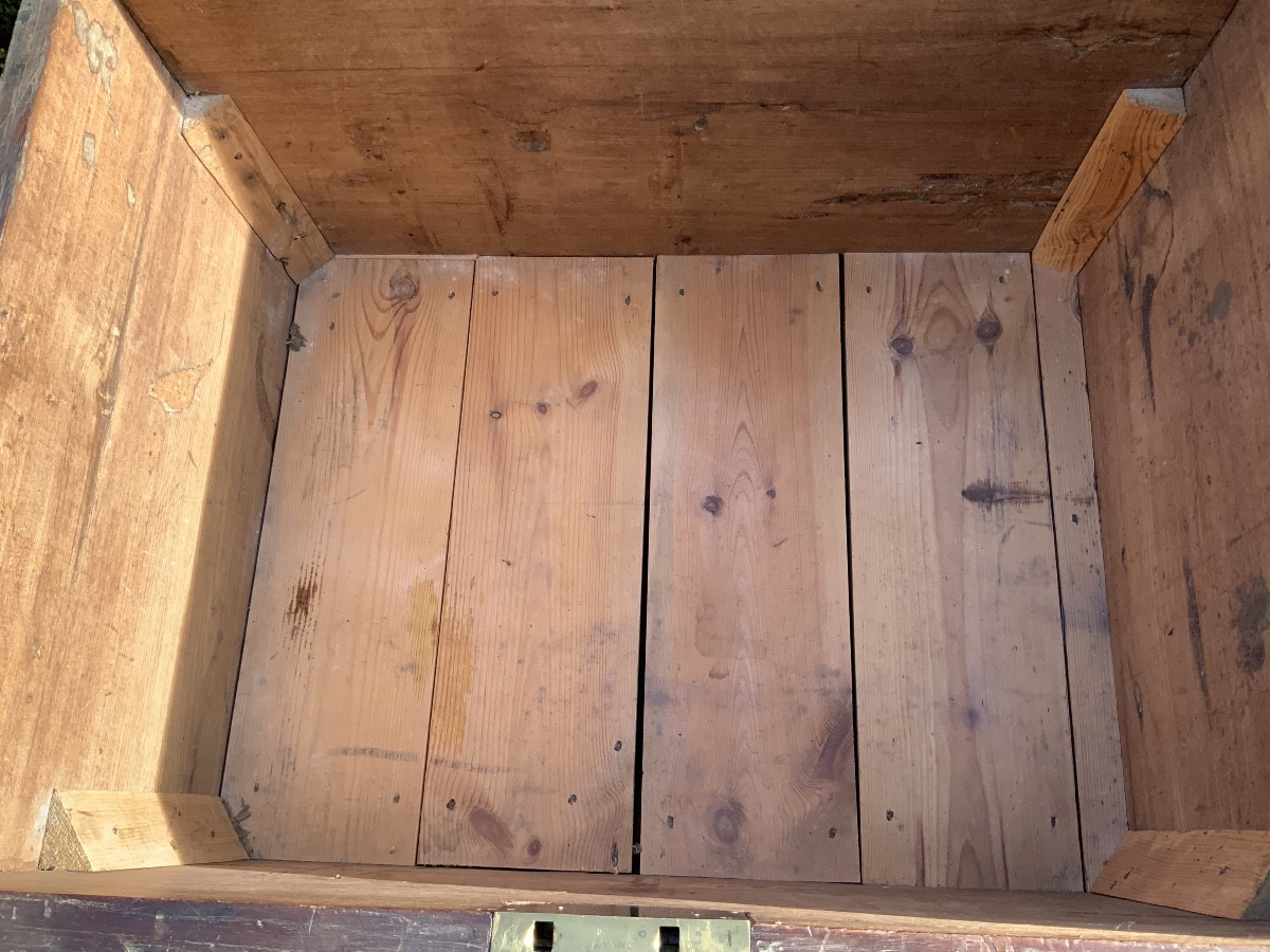 Malle  ou  coffre  de  voyage  bardé  de  fer-photo-2