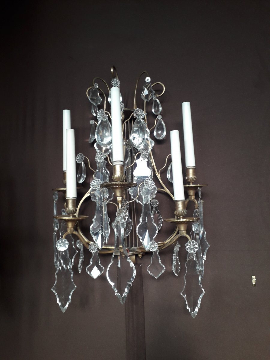 Grande Paire D’appliques  Lyre En Cristal De Baccarat 