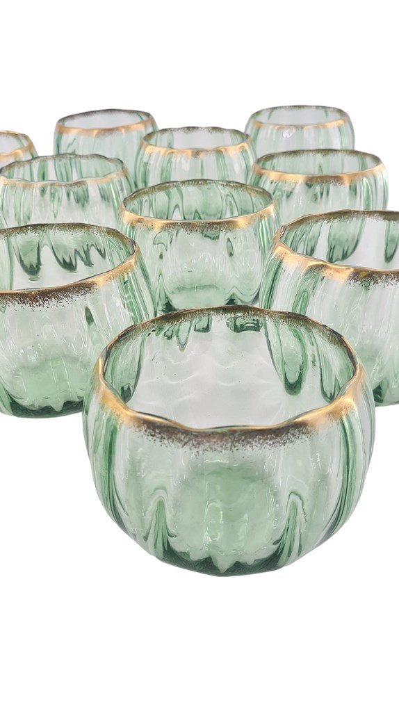 Suite De 12 Coupelles En Cristal De Baccarat, Vertes Peignées D’or, époque Napoléon III.-photo-2