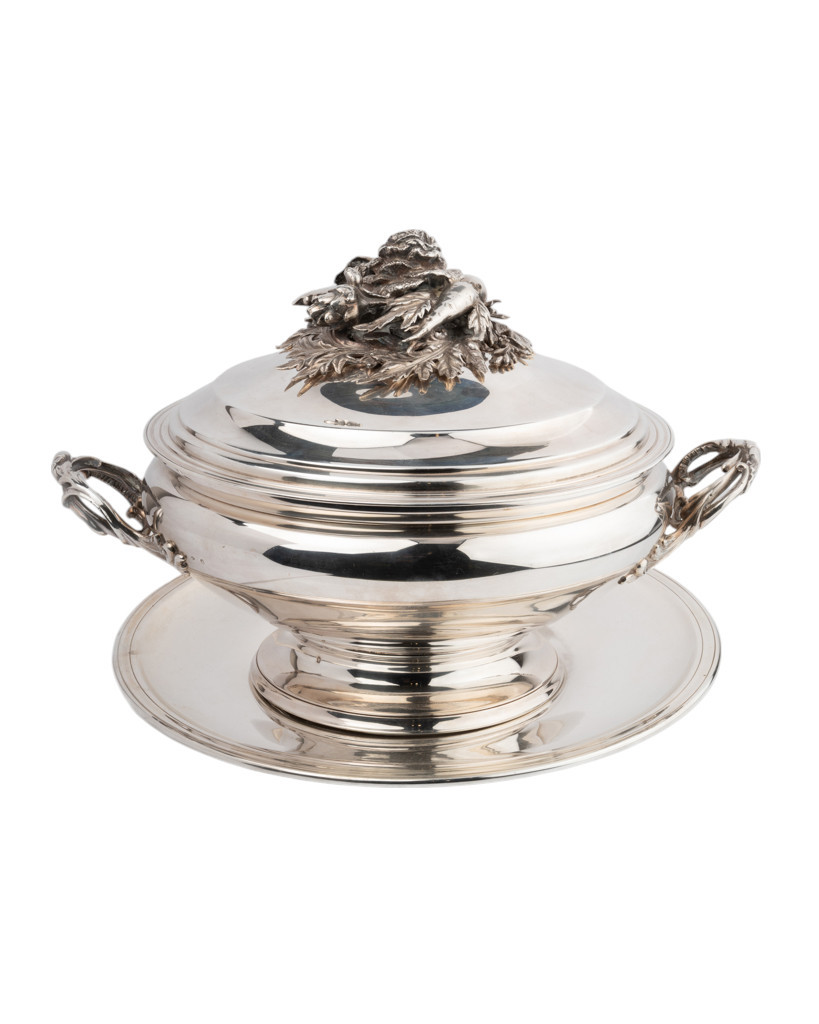 Soup Tureen And Its Sleeper In 950/1000 Silver, Minerva Hallmark, Maillard Silversmith.