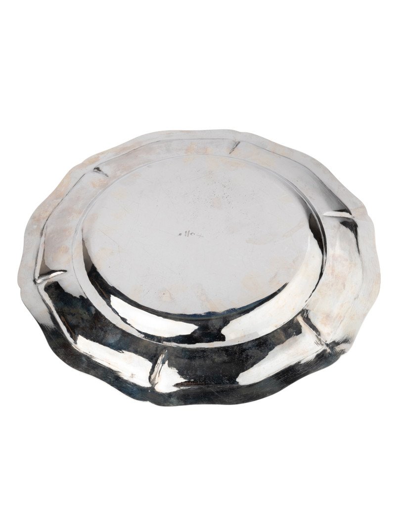 Plat rond en argent orfèvre Odiot Paris, armorié sous couronne comtale.-photo-1