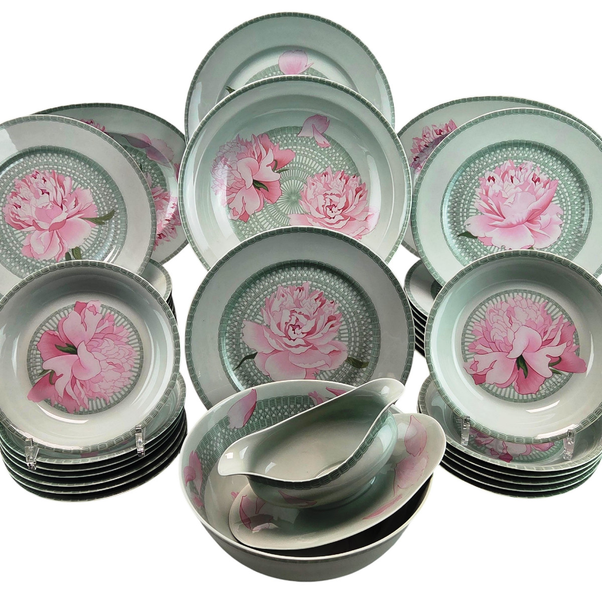 Limoges Porcelain Service, Pivoines Céladon Model, Hermès, 80 Pieces.