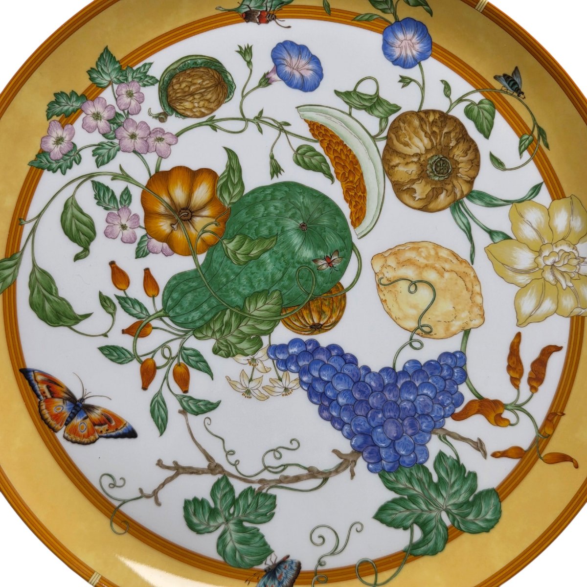Partie de service de table en porcelaine de Limoges pour 18 personnes, maison Hermès-photo-4