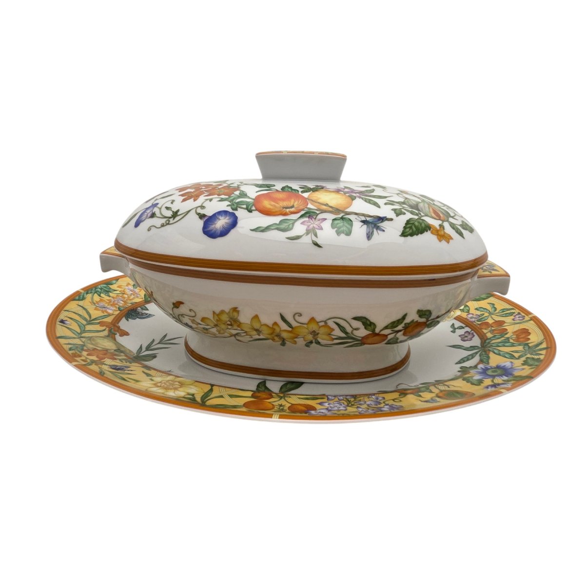 Partie de service de table en porcelaine de Limoges pour 18 personnes, maison Hermès-photo-3
