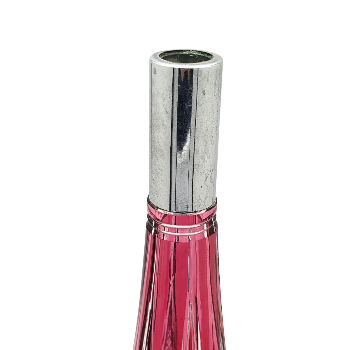Spectaculaire carafe en cristal doublée rouge montée métal argenté.-photo-3