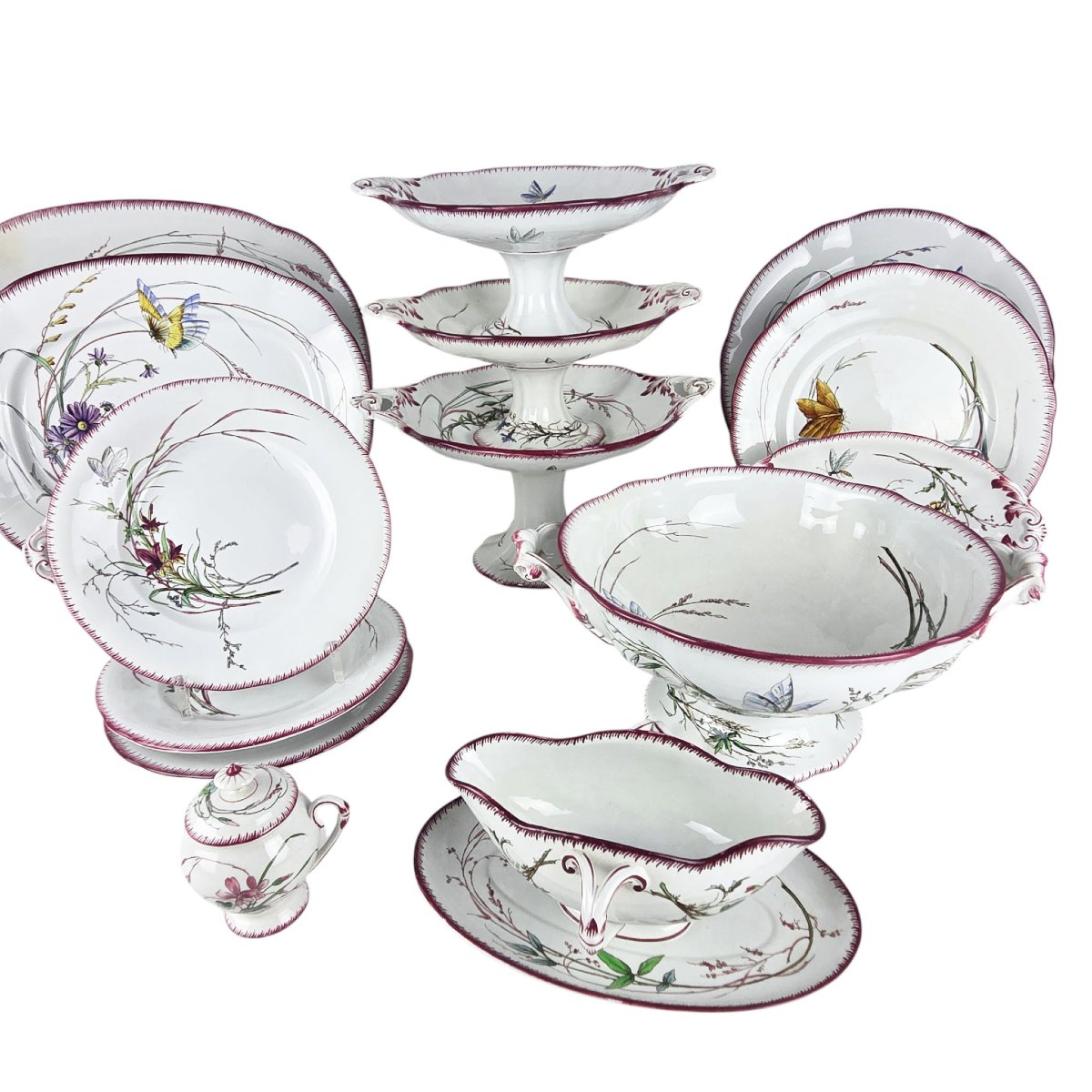 Service de table en faïence de Sarreguemines, modèle Papillon, fin XIX ème, 80 pièces.-photo-2