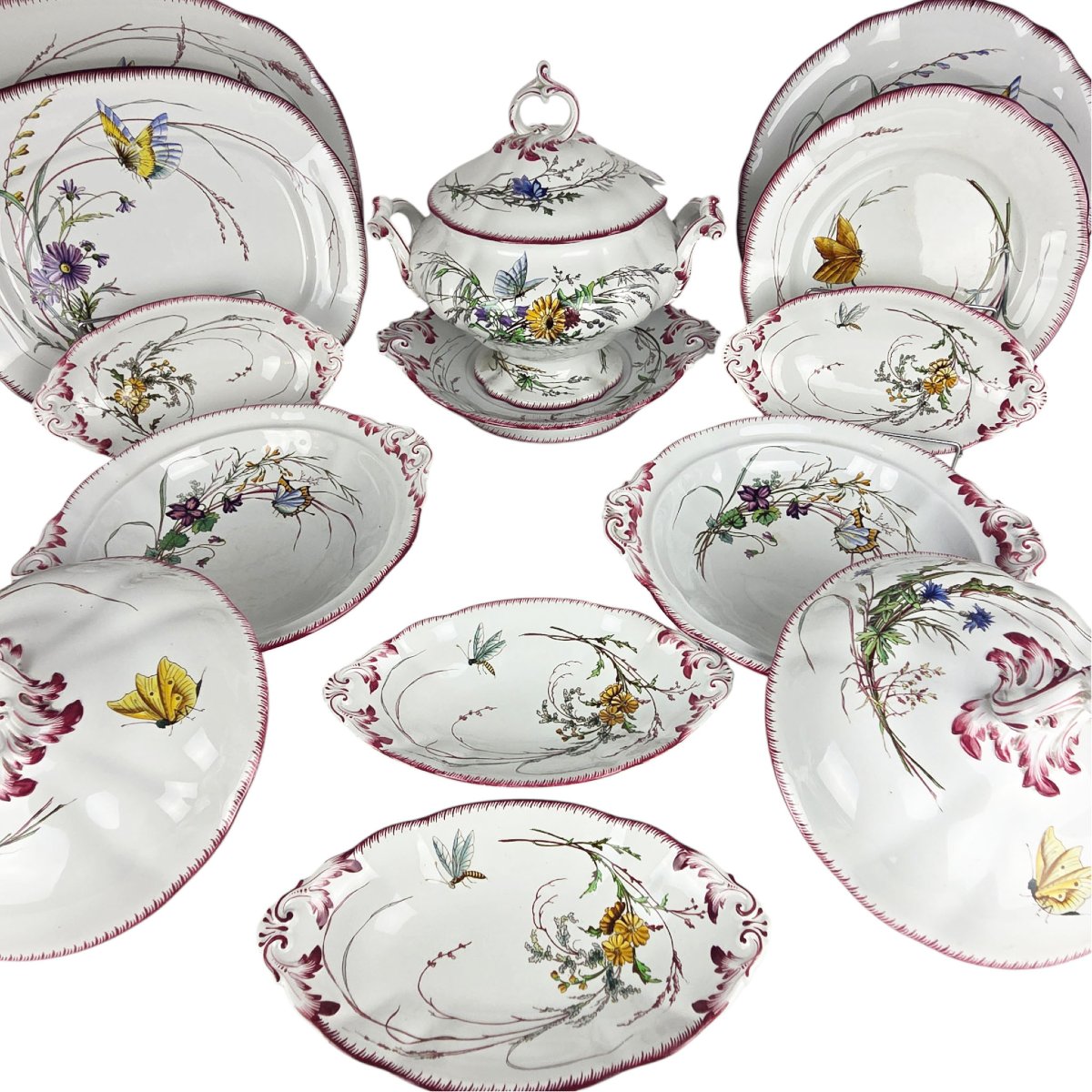 Service de table en faïence de Sarreguemines, modèle Papillon, fin XIX ème, 80 pièces.-photo-3