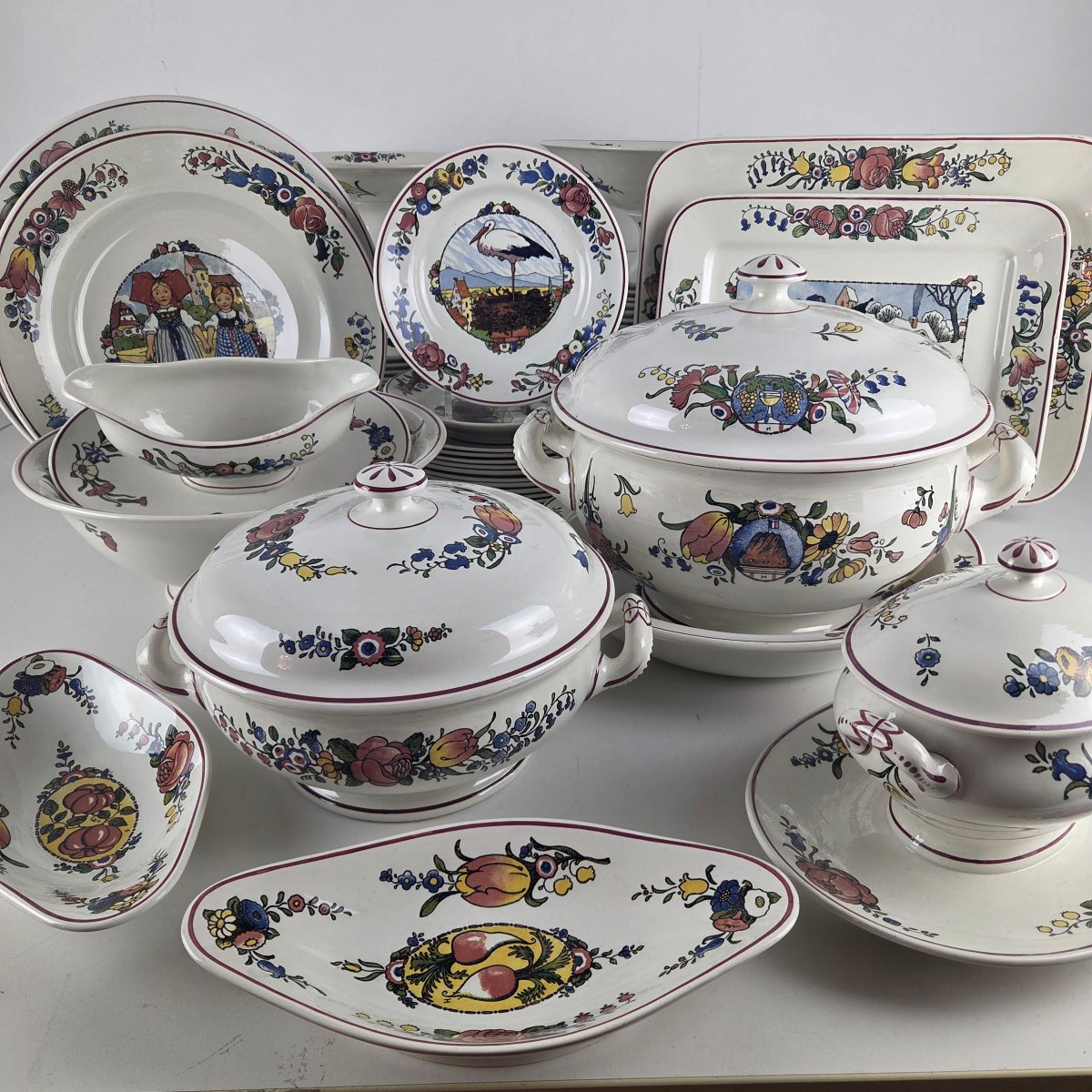 Sarreguemines Earthenware Dinner Service, “annales” Model, 52-piece Set.-photo-1