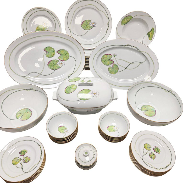 Service de table en porcelaine, maison Hermès, modèle Nil, 66 pièces.-photo-2