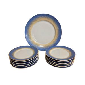 Service à gâteaux en porcelaine , maison Hermès Paris, 13 pièces.