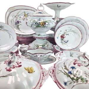 Sarreguemines Earthenware Dinner Service, "papillon" Model, Late 19th Century, 80 Pieces.