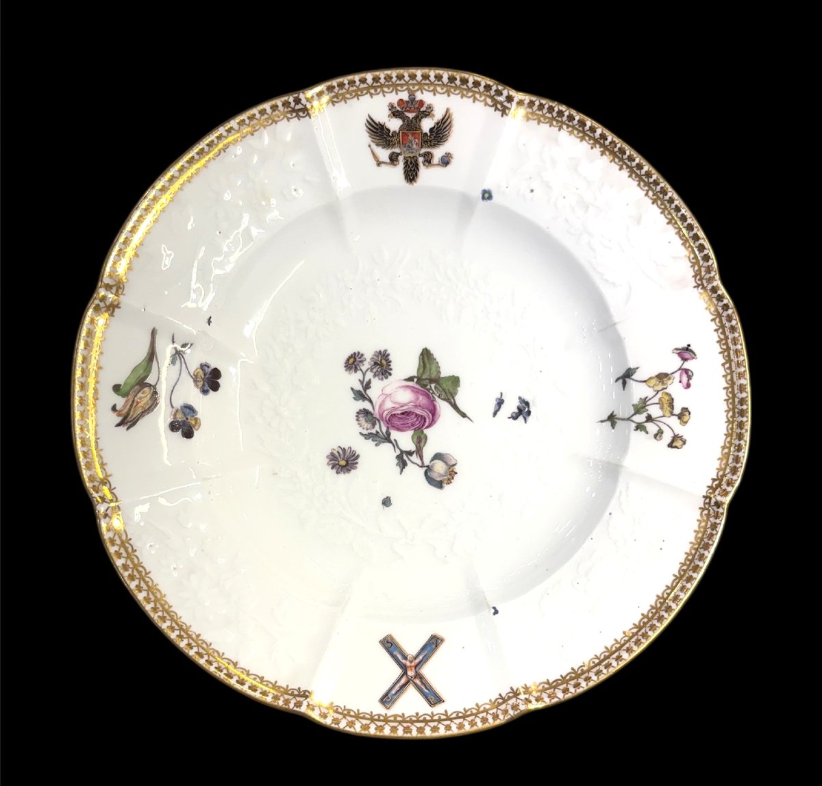 Pair Of Porcelain Plates From The Service Of The Order Of Saint Andrew, Meissen Circa 1745-photo-2