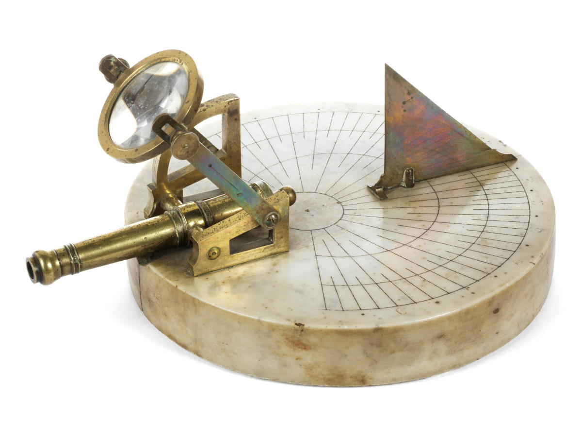 Cadran solaire à canon en bronze et marbre. Milan, 1832 – Pasquale Cittelli