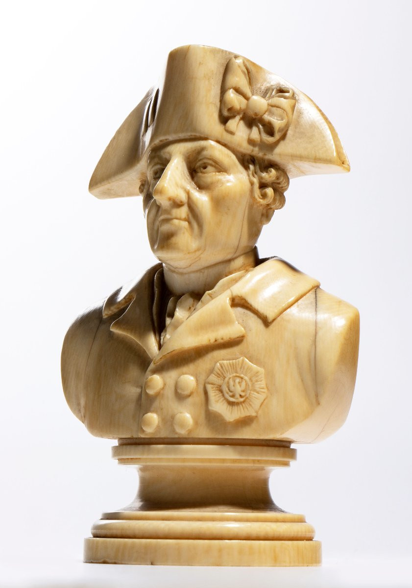 19th Century Ivory Bust Depicting Frederick II Of Prussia-photo-1