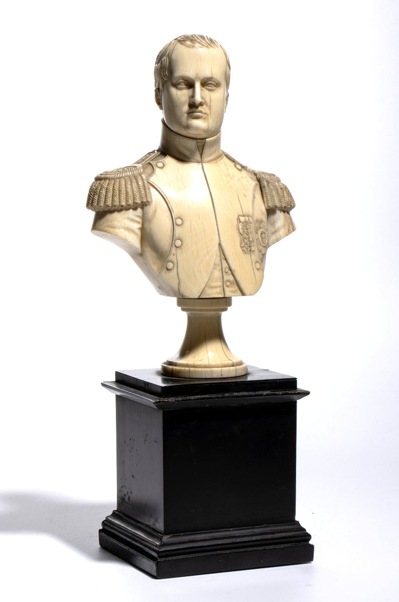 Buste en ivoire représentant Napoléon Bonaparte, XIXème-photo-2
