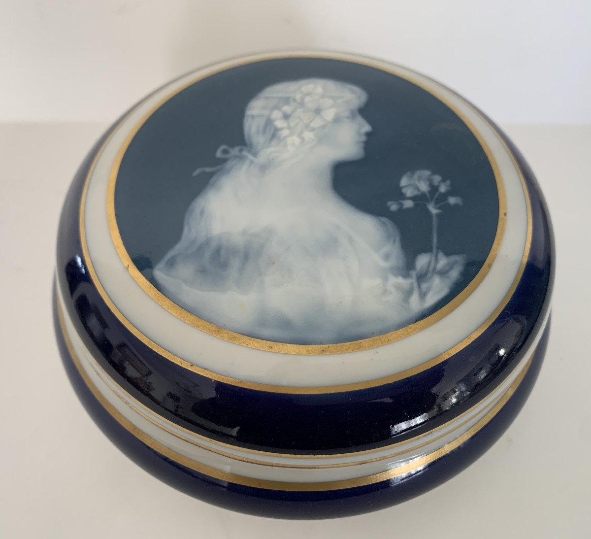 Limoges Porcelain Candy Box By Camille Tharaud-photo-1