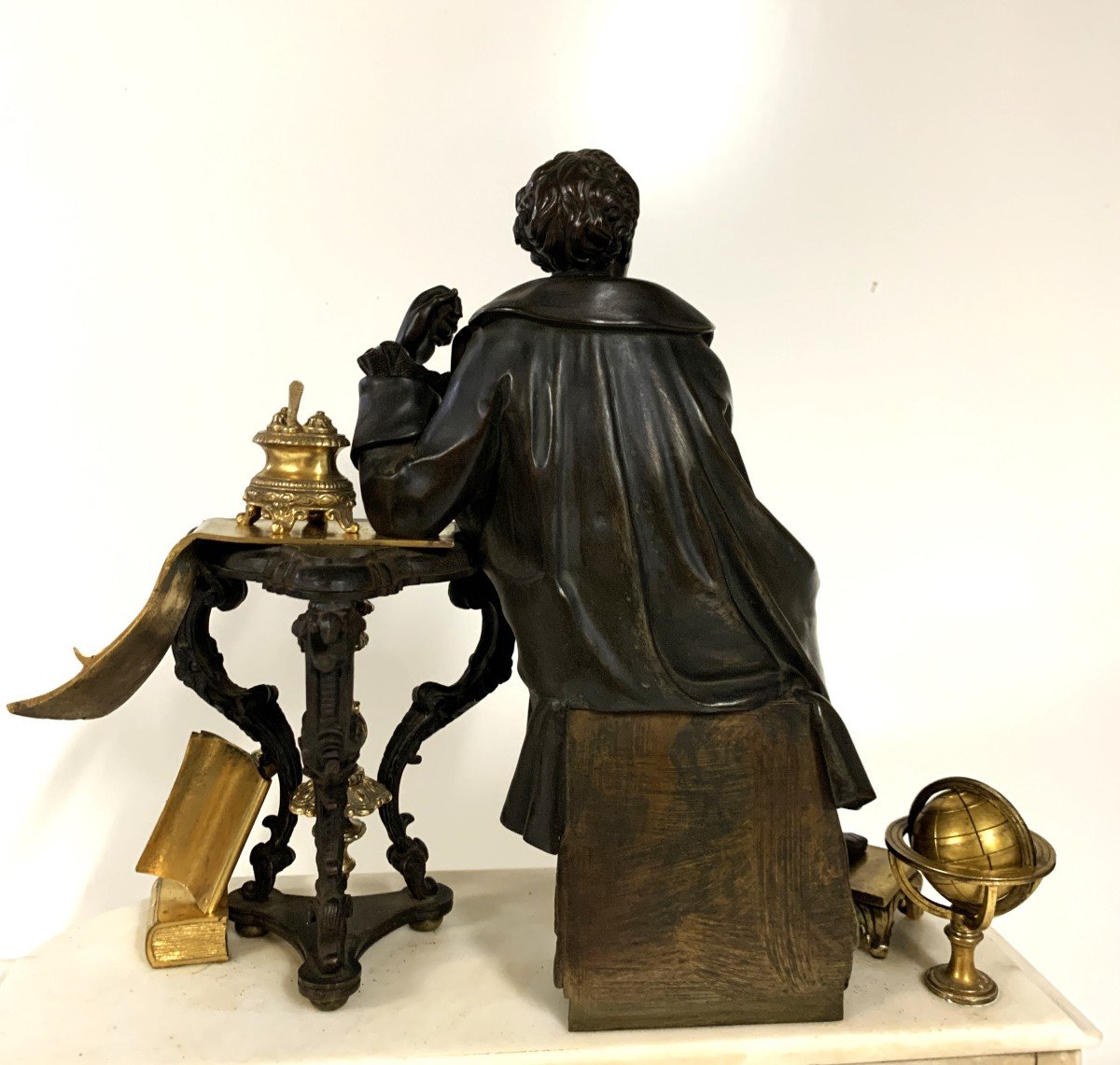 Bronze Pendulum Representative Montesquieu-photo-1