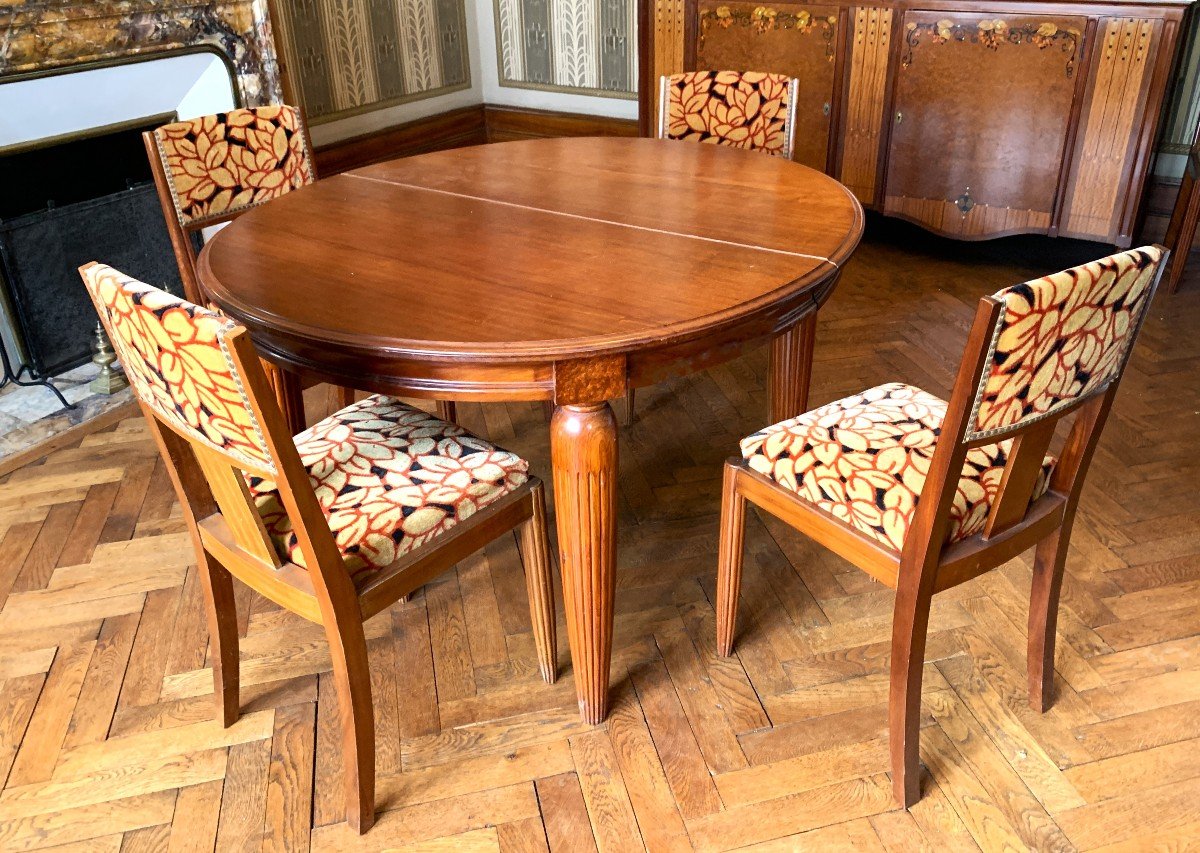 Oval Table -photo-3