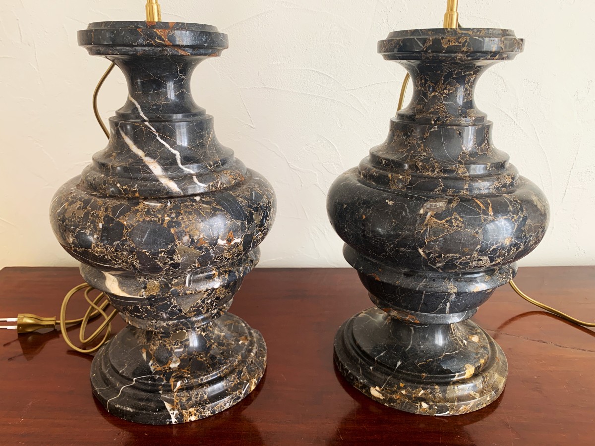 Paire De Lampes En Marbre Portor