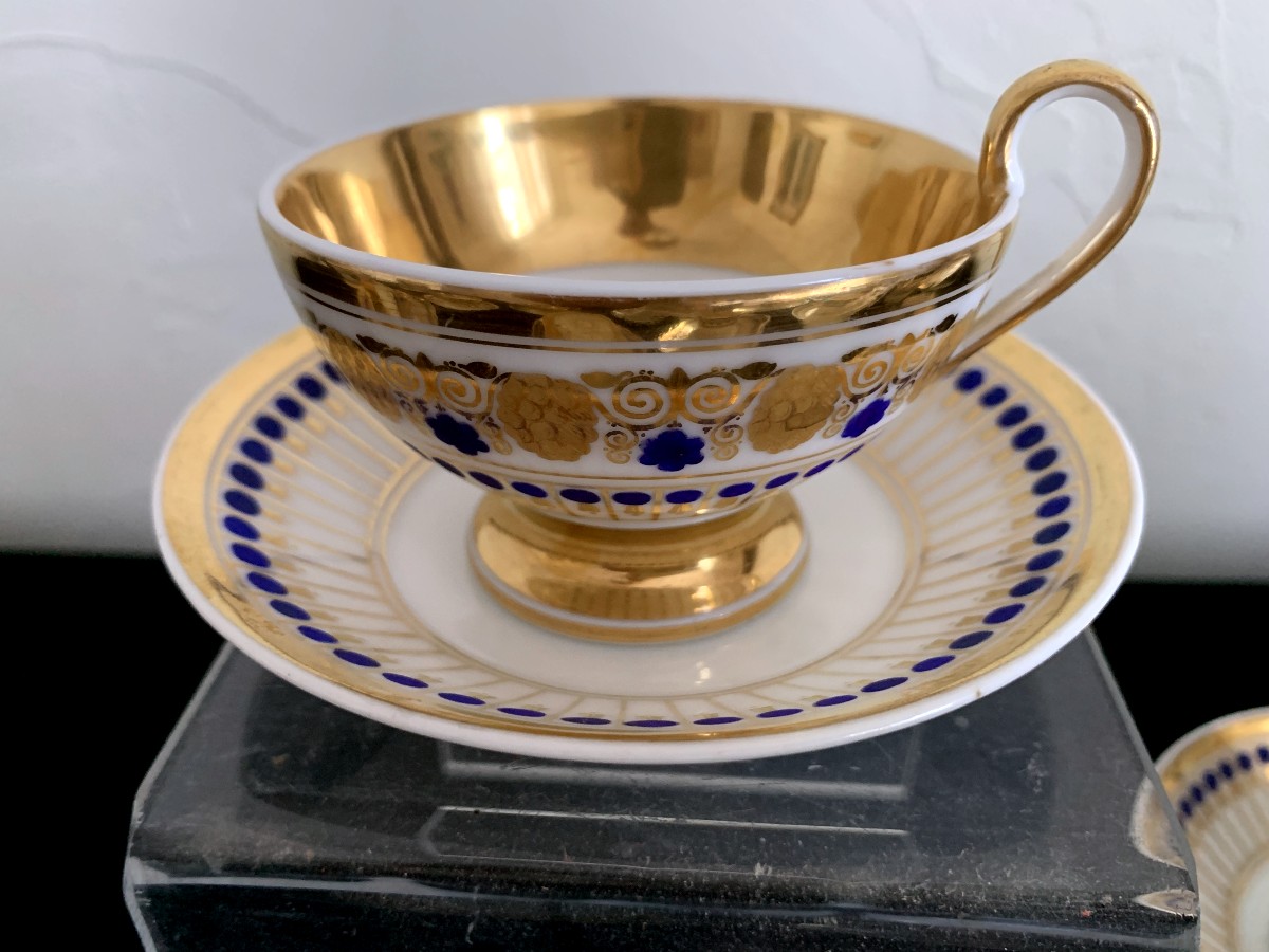 Service à café et thé en porcelaine de Paris bleue et or-photo-1