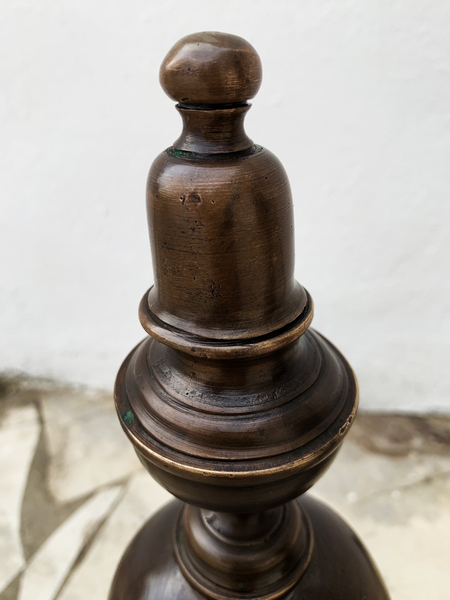 Paire de chenets en bronze aux Marmousets XVIIIème-photo-1