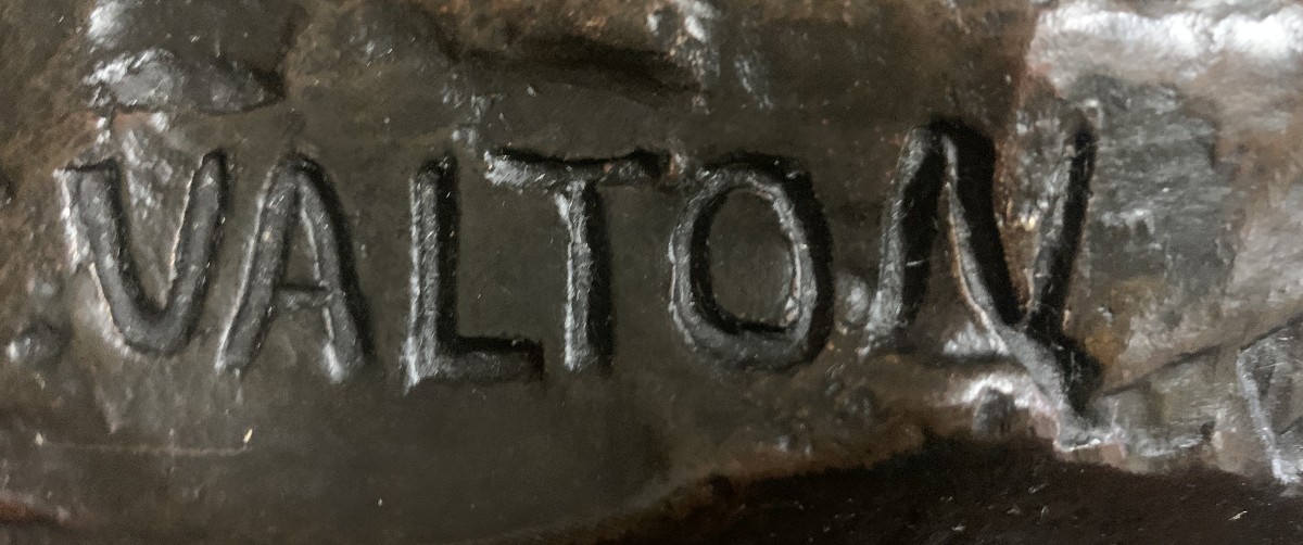 Large Bronze Sculpture (92 Cm) Of A Wounded Lioness, By Charles Valton.-photo-4