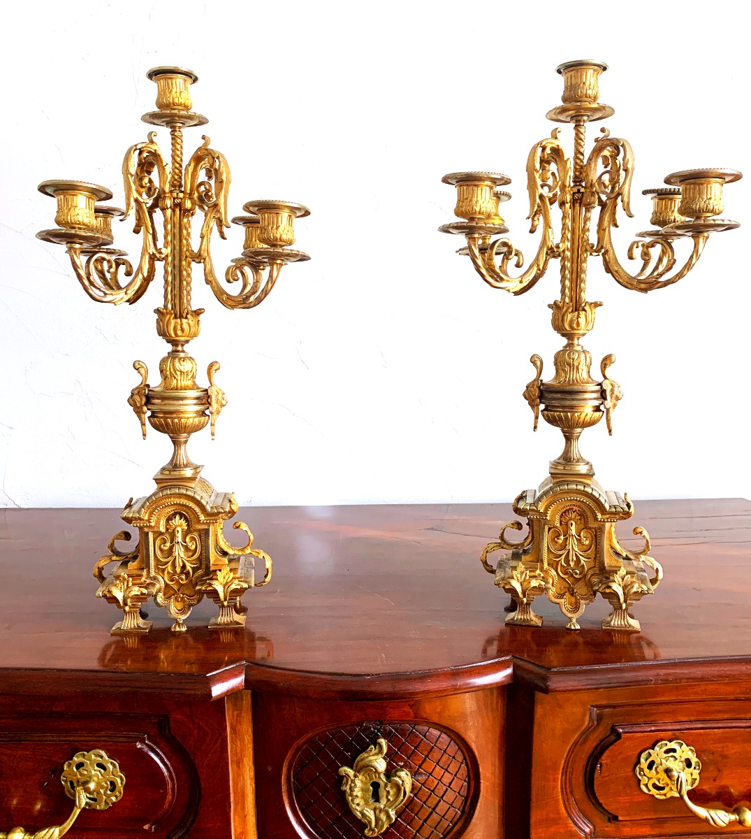 Paire de candélabres en bronze doré Louis XVI