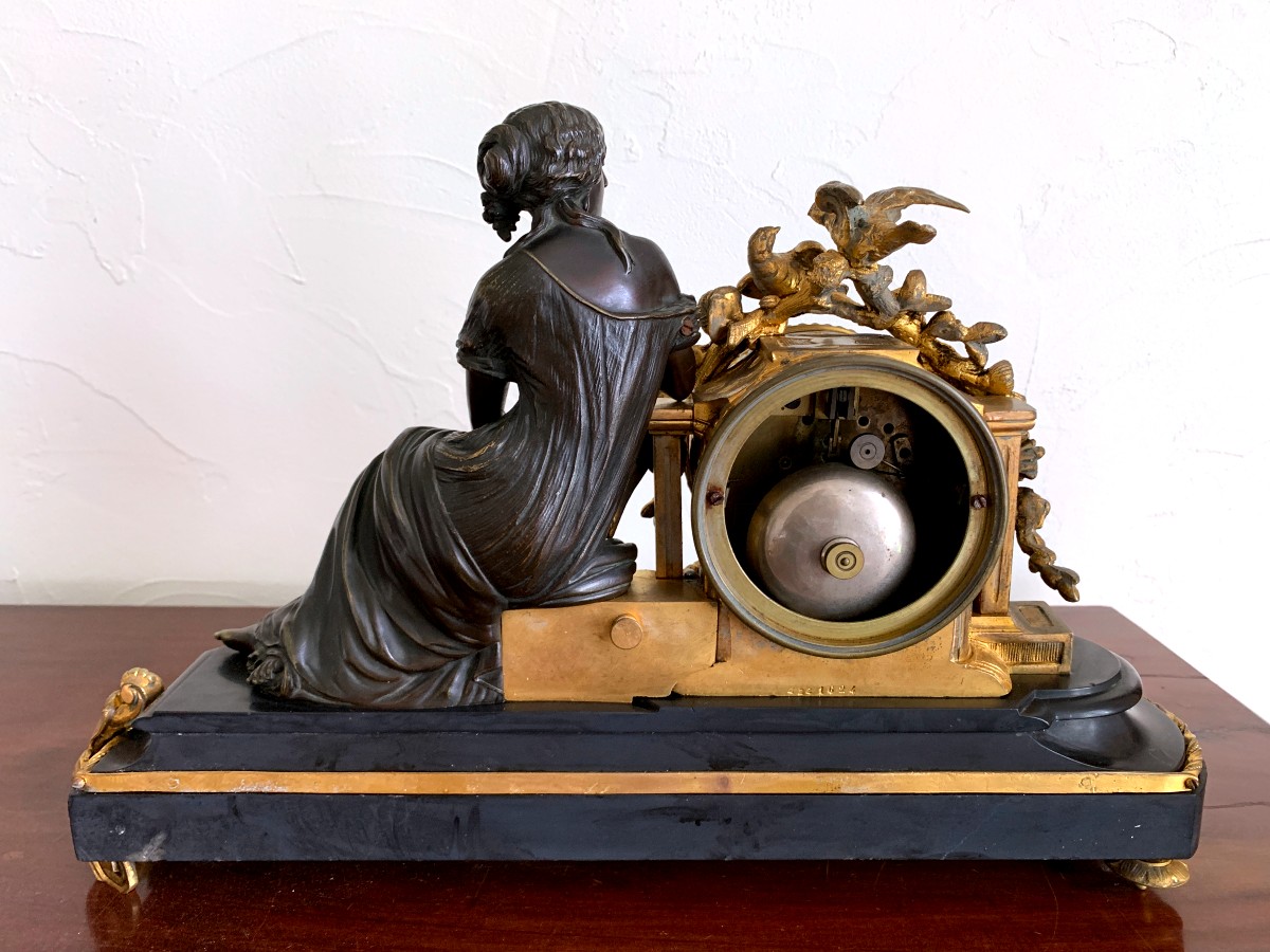 Bronze Clock "woman With Doves"-photo-4