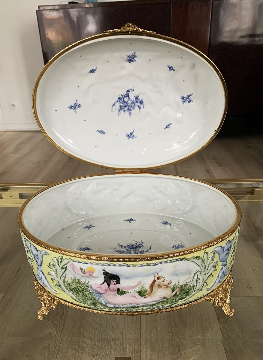 Grande boîte coffret en porcelaine signée Denys-photo-4