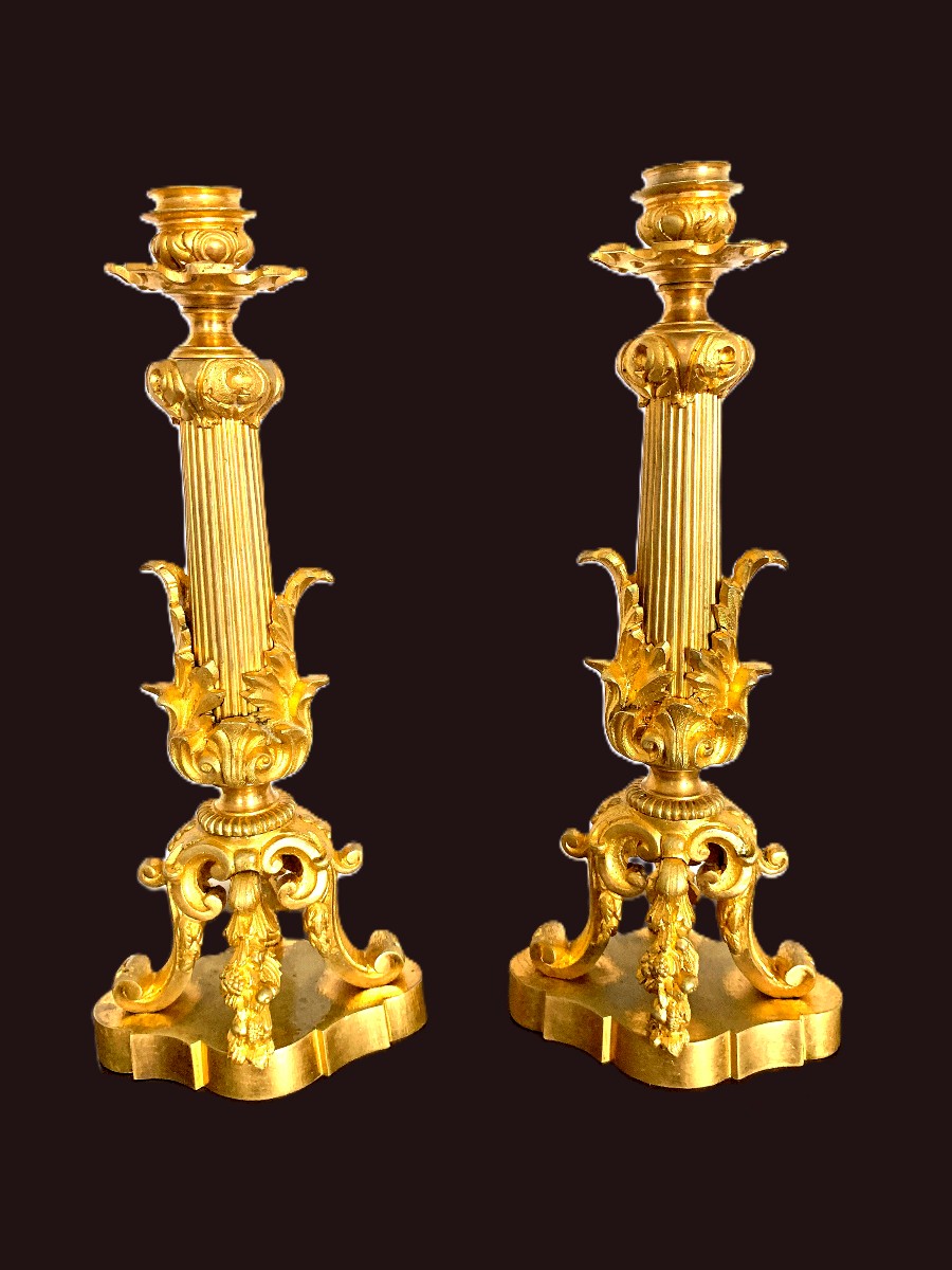 Pair Of Restoration-period Bronze Candlesticks With Mercury Gilding