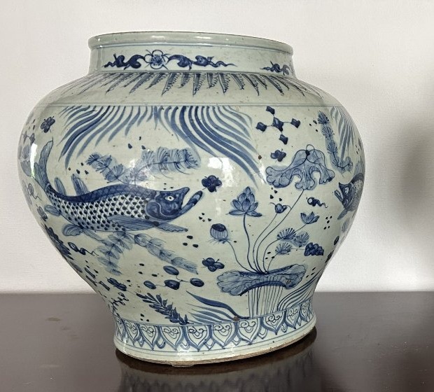 Pair Of Far Eastern Porcelain Vases Or Jars-photo-8