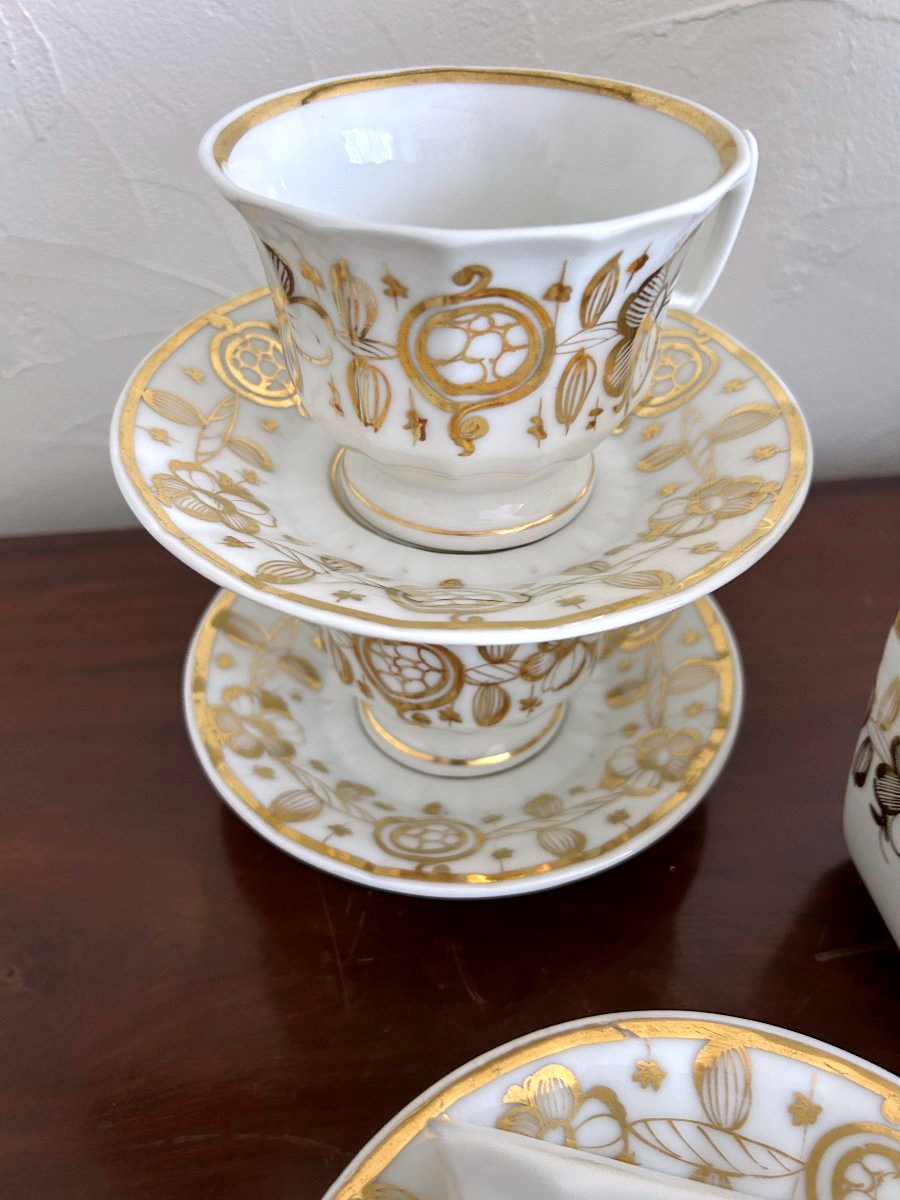 10-piece Coffee Or Tea Set In White And Gold Porcelain From The Empire Period-photo-2