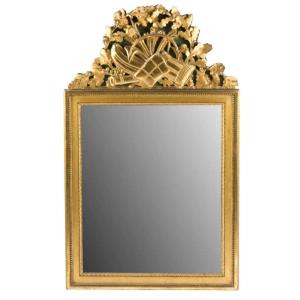 Painted And Gilded Wood Mirror With 18th Century Trophy Decor 