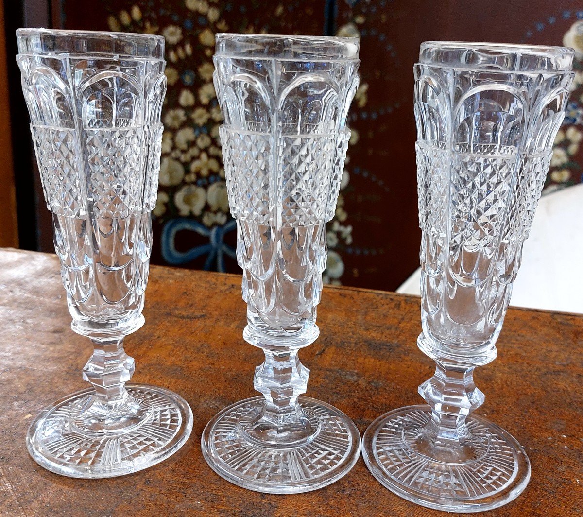 4 Anciens Verres à Digestif Givré Jaune