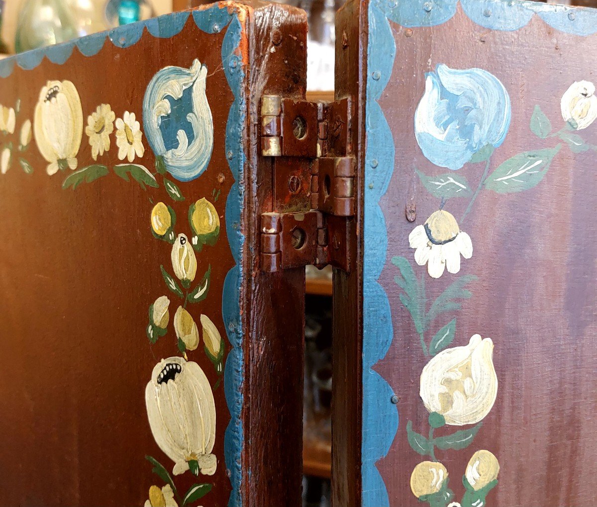 20th Century Painted Wood Screen-photo-2