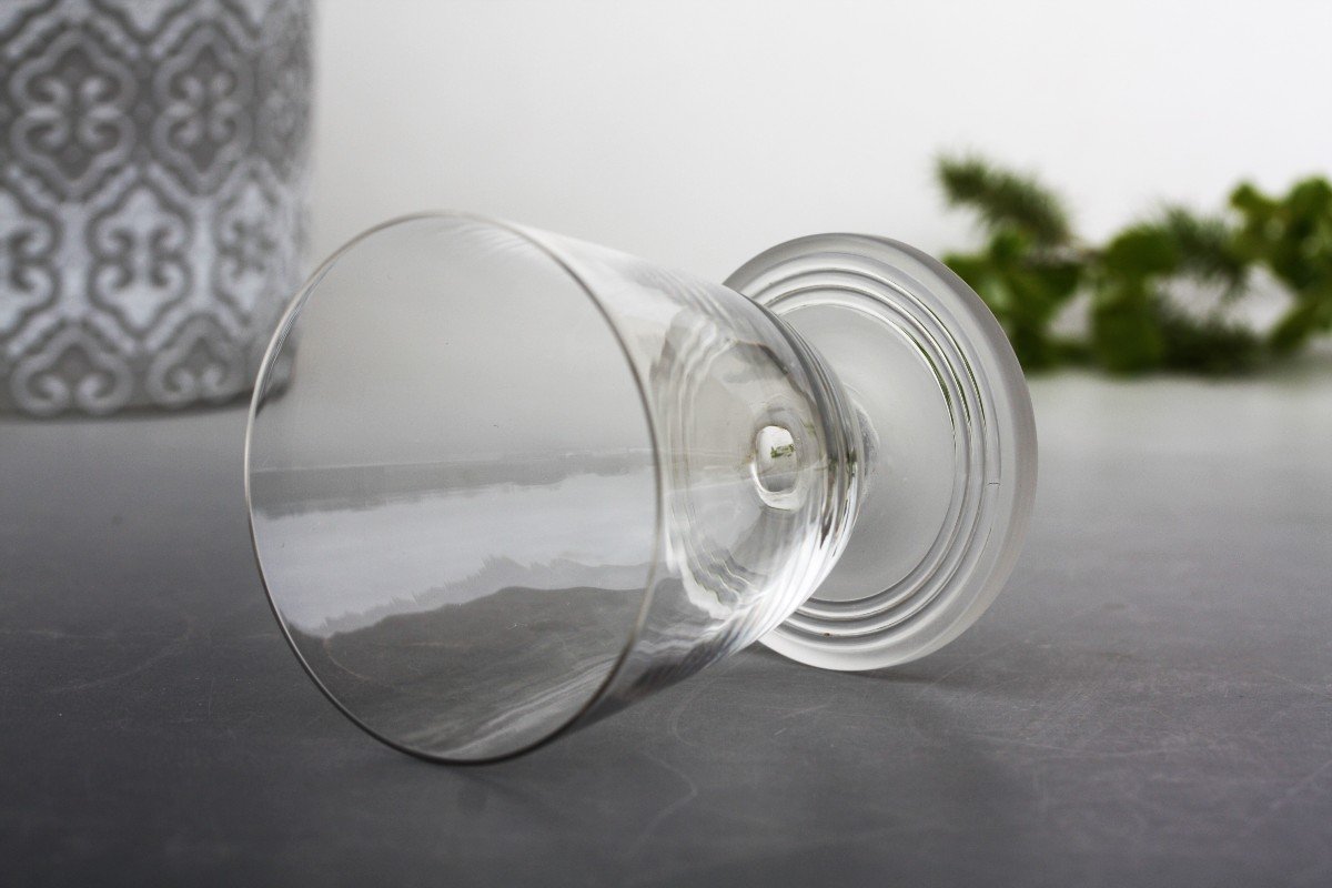 Lalique Wine Glass, Chablis Model-photo-4