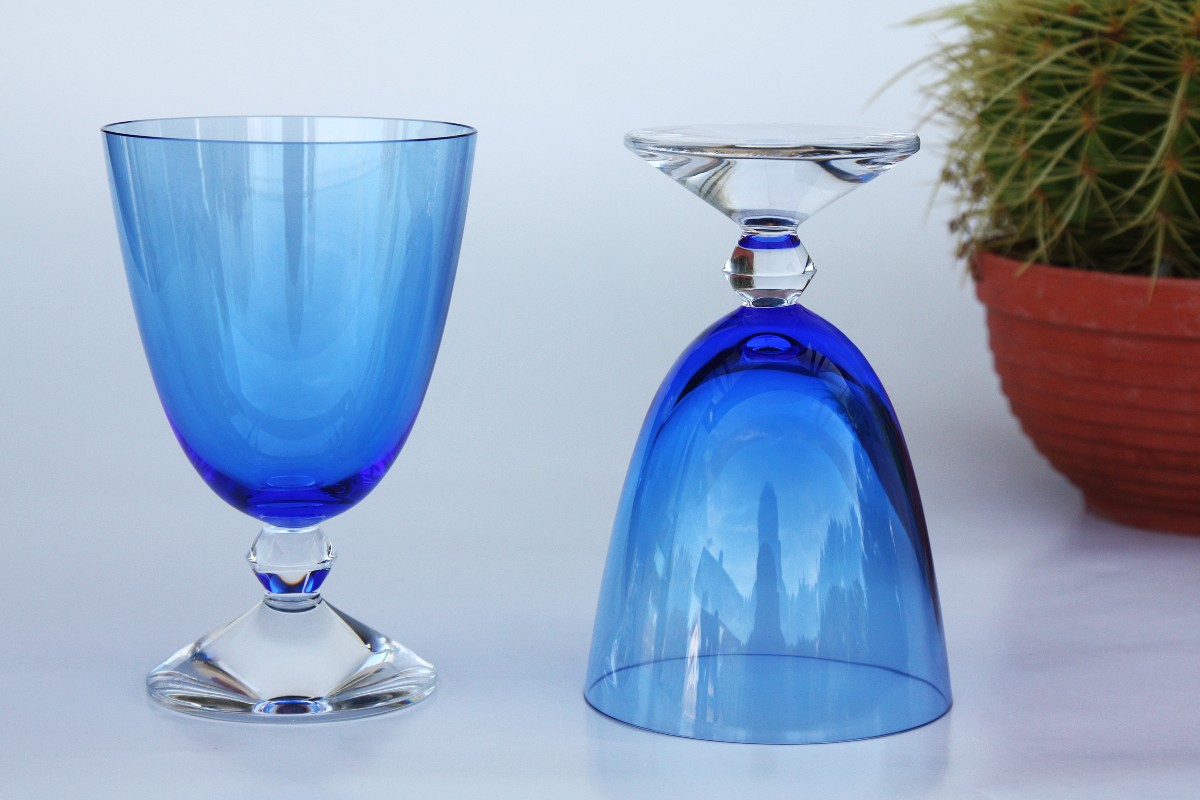 Set Of 2 Baccarat Crystal Wine Glasses, Vega Model