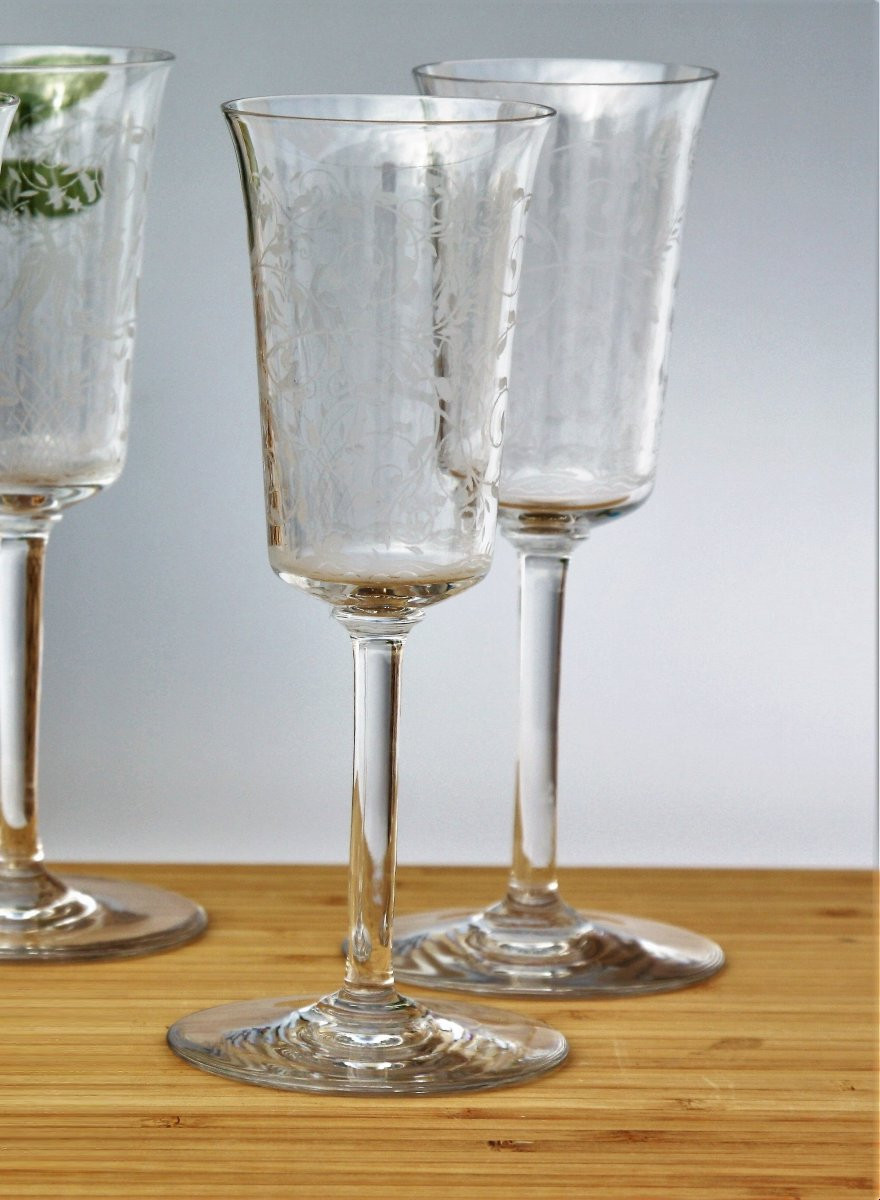 Set Of 6 Baccarat Crystal Wine Glasses, Leillah Model-photo-3