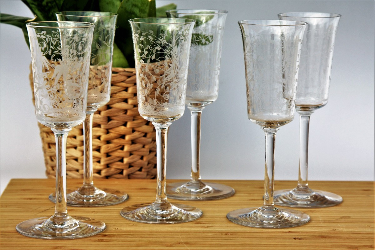 Set Of 6 Baccarat Crystal Wine Glasses, Leillah Model