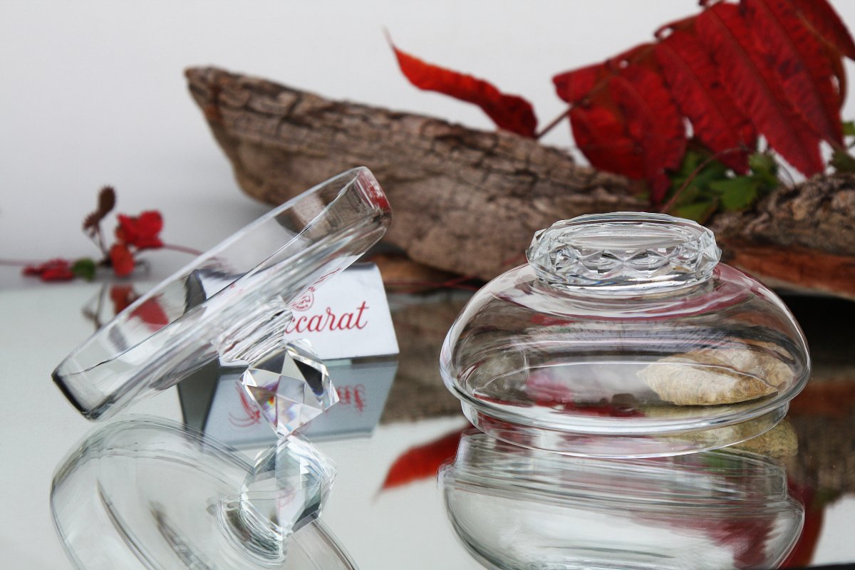 Baccarat Crystal Powder Box, Rachel Model-photo-1