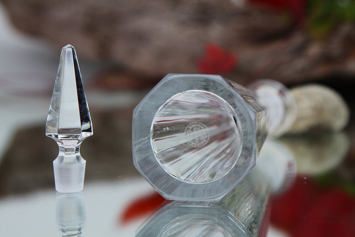 Baccarat Crystal Perfume Bottle, Amber Model-photo-2